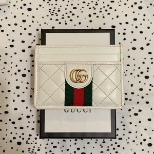 GUCCI White Quilted Leather Card Case